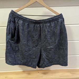 Men’s XXL Lululemon Pace Breaker Linerless 7” Shorts - Blue